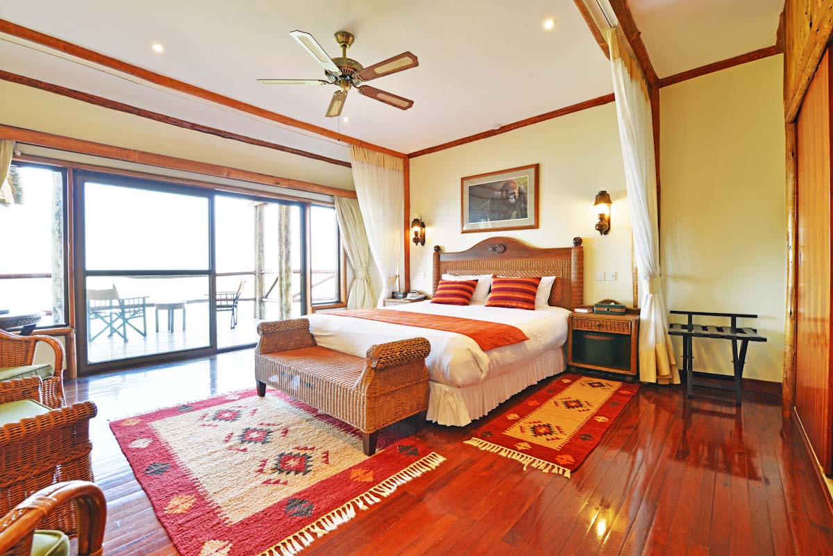Mweya Safari  Lodge